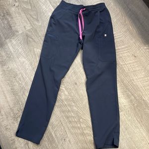 FIGS scrub pant